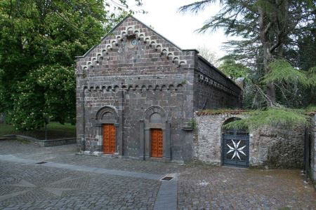 Kirche von San Leonardo di Siete Fuentes (aussen)